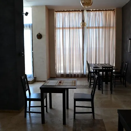 Hotel Sara 3*