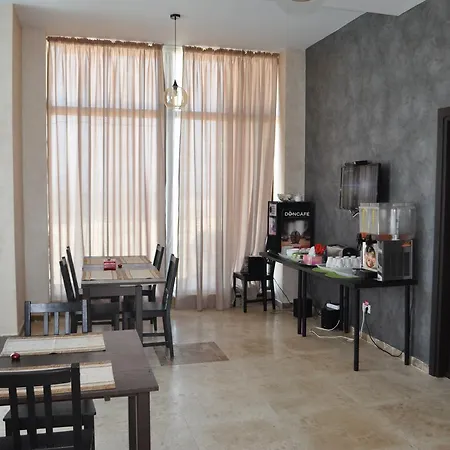 Hotel Sara 3*